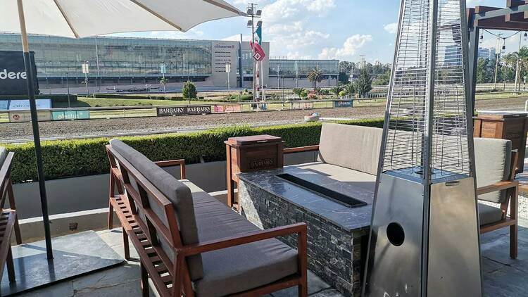 Barbaro Club House